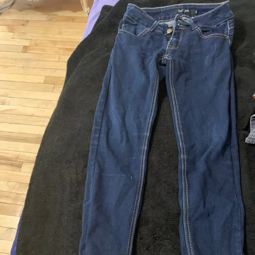 Jeans - Picture 1 of 1